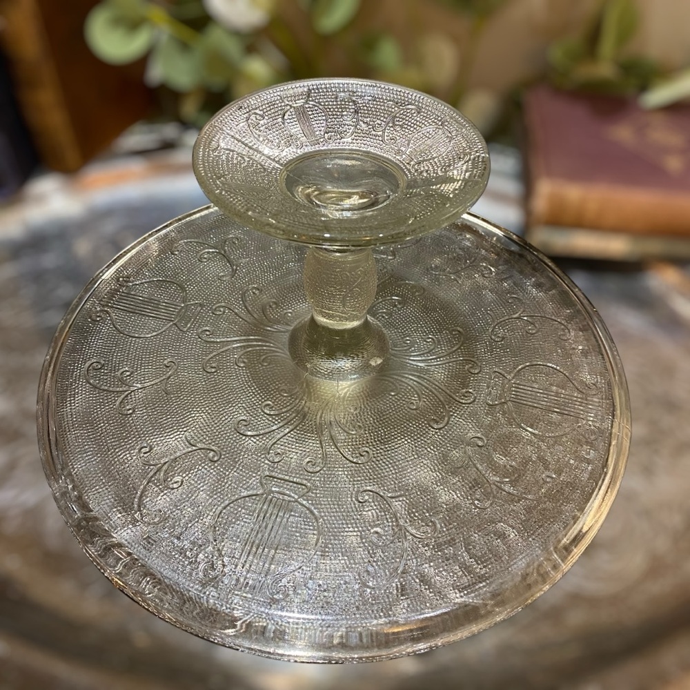 Vintage Jeannette Glass Pedestal Cake Stand Plate Harp Lyre c1950s - Picture 5 of 6